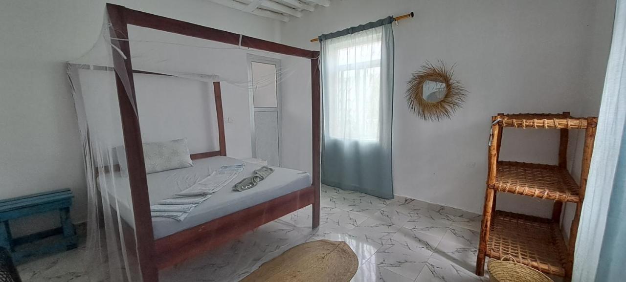 Karibu House Panzió Paje Kültér fotó